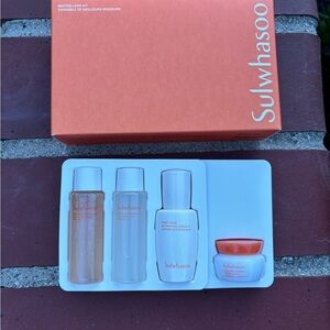 Sulwhasoo Bestsellers 4-Piece Facial Cleansing Skincare Set Kit